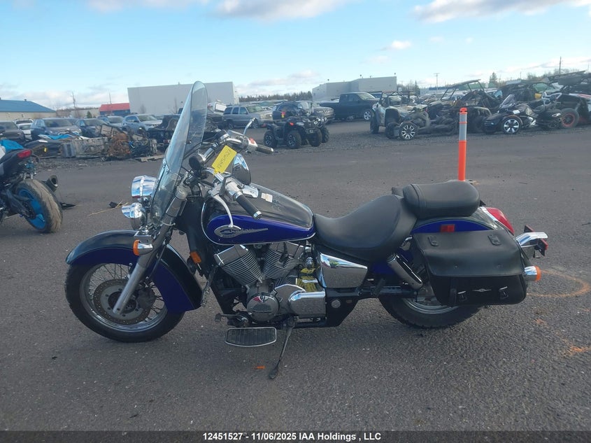 JH2RC50534K010661 2004 HONDA VT photo no. 16