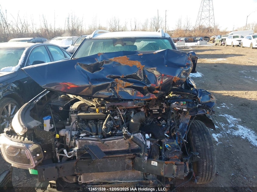 KMHRC8A36PU236270 2023 HYUNDAI VENUE photo no. 13