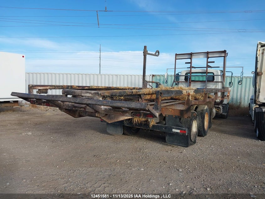 1HTWPADR34J023988 2004 INTERNATIONAL  photo no. 4