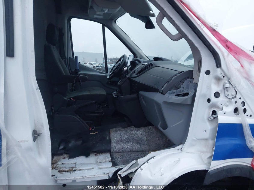 1FTYR2CM7JKB26607 2018 FORD TRANSIT photo no. 5