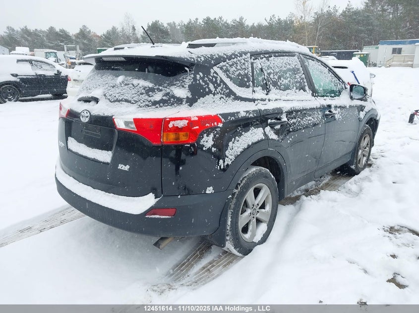 2T3WFREV1FW211276 2015 TOYOTA RAV 4 photo no. 4