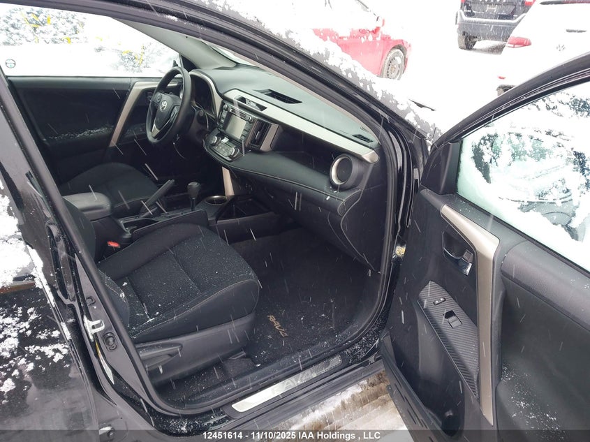 2T3WFREV1FW211276 2015 TOYOTA RAV 4 photo no. 5