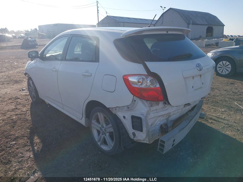 2T1KU4EE3BC622979 2011 TOYOTA MATRIX photo no. 3
