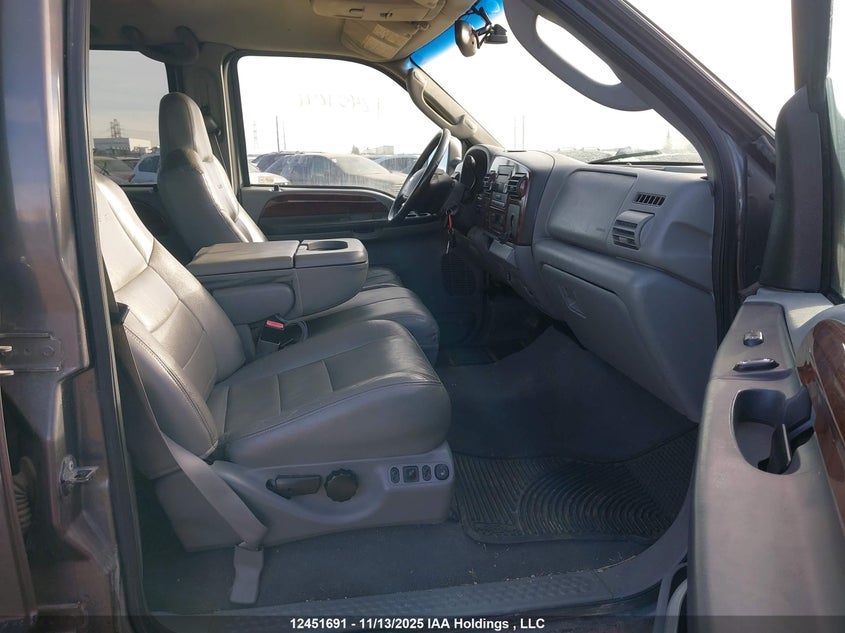 1FTWW31P25EA38457 2005 FORD F350 photo no. 5
