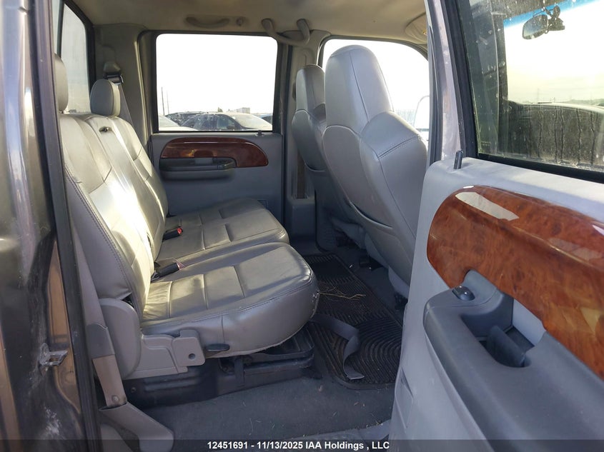 2005 Ford F350 Srw Super Duty VIN: 1FTWW31P25EA38457 Lot: 12451691