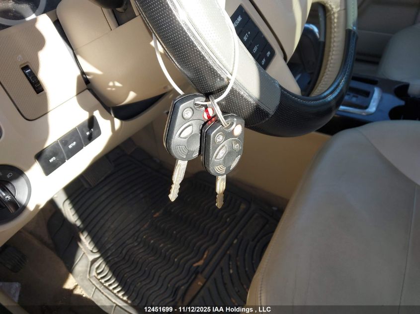 2008 Ford Escape Limited VIN: 1FMCU94158KA84644 Lot: 12451699