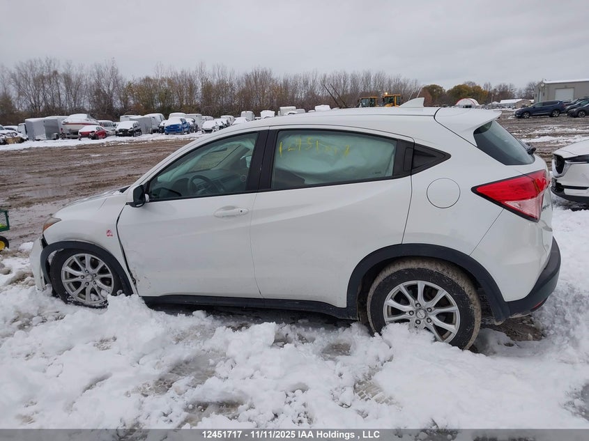 3CZRU5H34JM101963 2018 HONDA HR-V photo no. 15