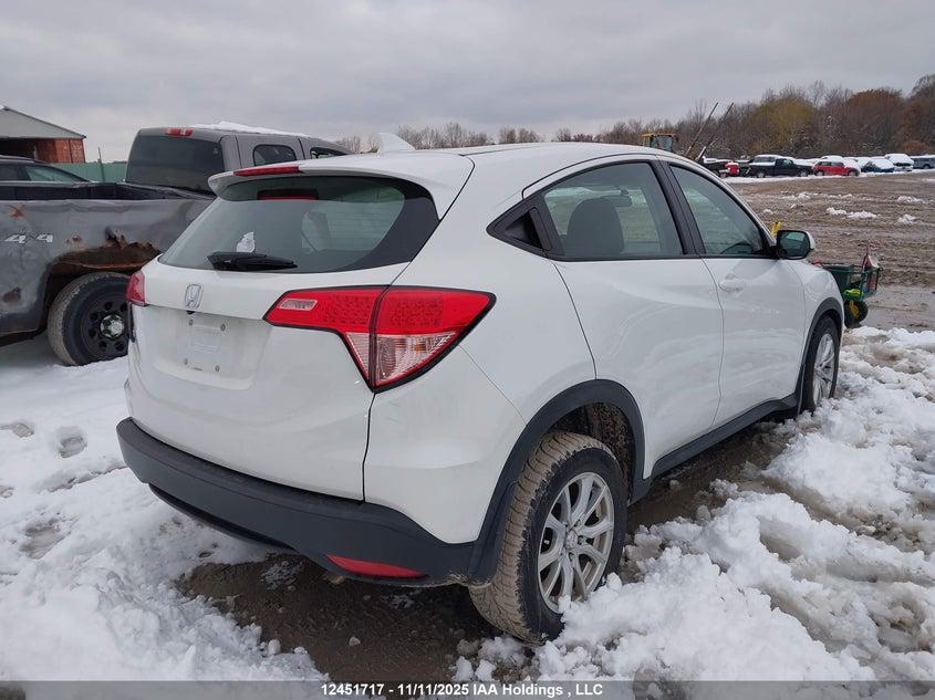 3CZRU5H34JM101963 2018 HONDA HR-V photo no. 4