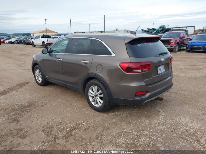 5XYPHDA33KG569378 2019 KIA SORENTO photo no. 3