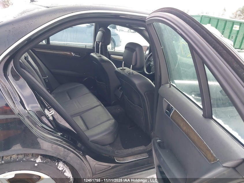 2010 Mercedes-Benz C 300 4Matic VIN: WDDGF8BB8AF463230 Lot: 12451755