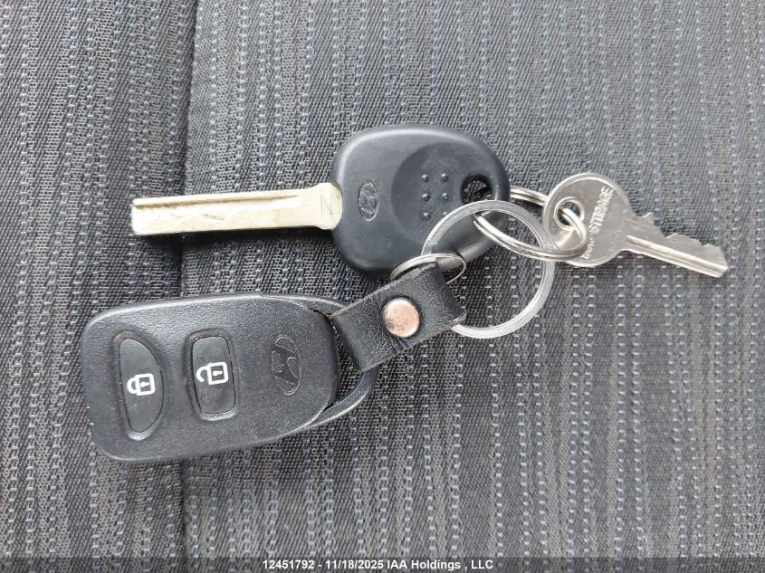 2016 Hyundai Accent VIN: KMHCT5AE2GU239480 Lot: 12451792