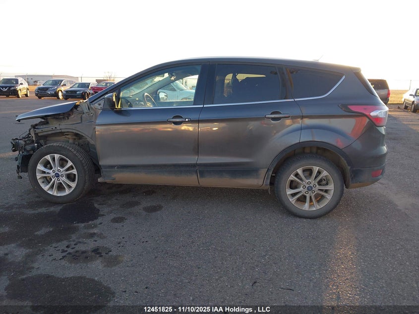 2017 Ford Escape Se VIN: 1FMCU0GD7HUA43292 Lot: 12451825