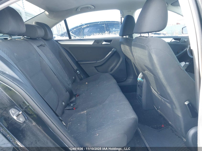 2013 Volkswagen Jetta VIN: 3VWBK7AJ3DM437283 Lot: 12451836