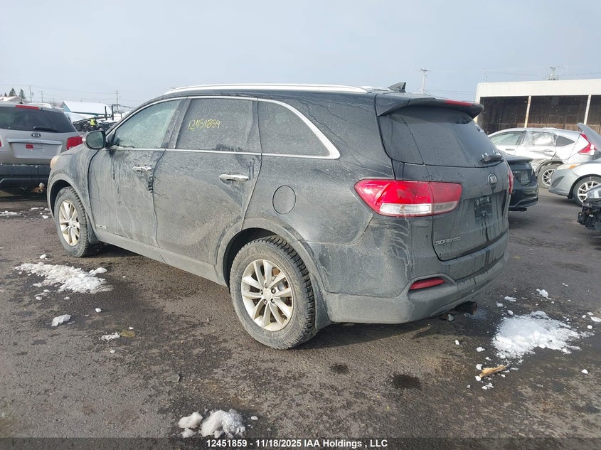 5XYPGDA50HG251327 2017 KIA SORENTO photo no. 3