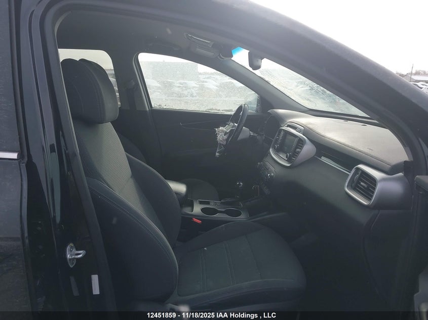 5XYPGDA50HG251327 2017 KIA SORENTO photo no. 5