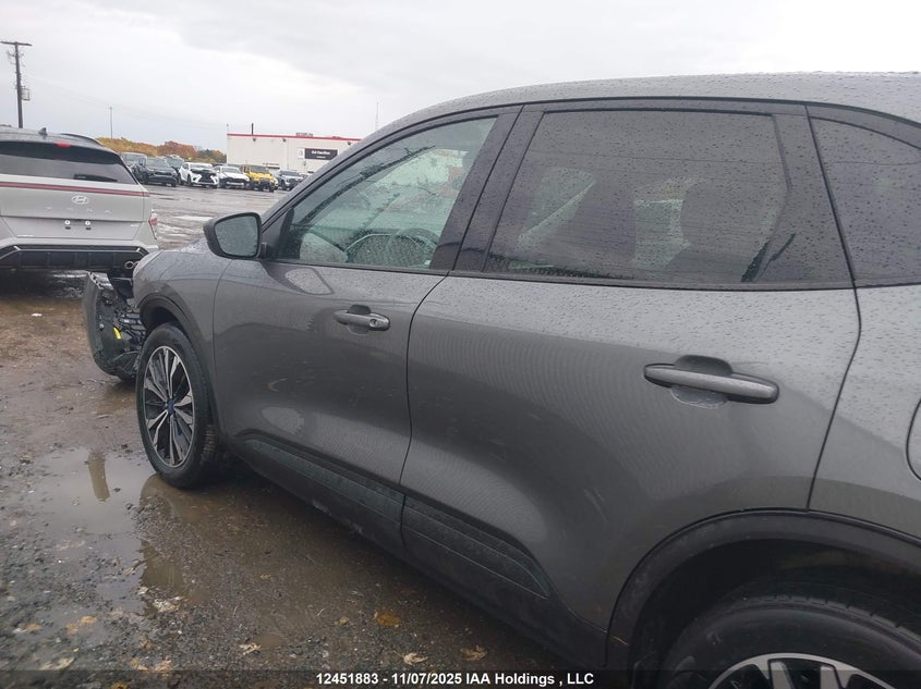 1FMCU9G62MUA87457 2021 FORD ESCAPE photo no. 15