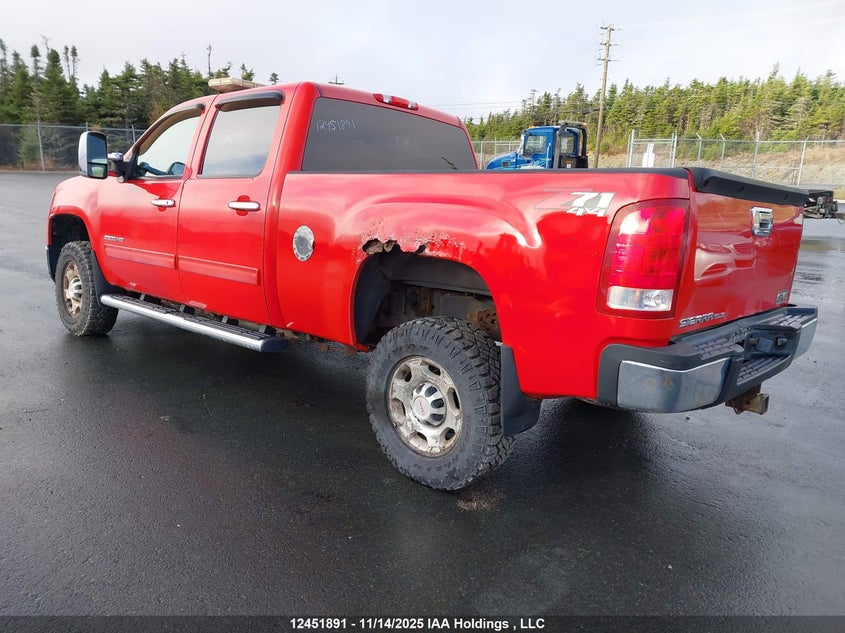 1GT4K0BG4AF102373 2010 GMC SIERRA photo no. 3