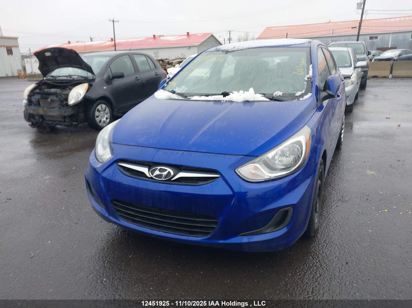 2013 Hyundai Accent Gls/Gs VIN: KMHCT5AE4DU094793 Lot: 12451925