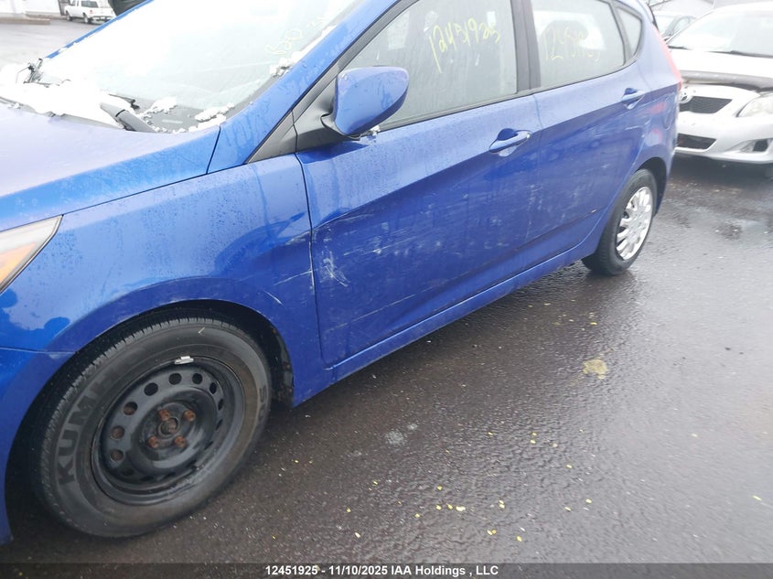 2013 Hyundai Accent Gls/Gs VIN: KMHCT5AE4DU094793 Lot: 12451925