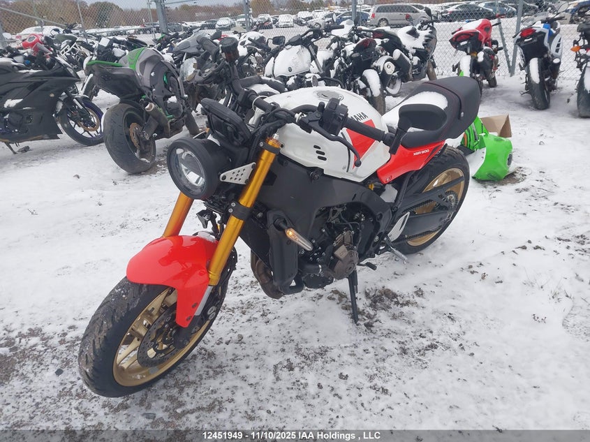 JYARN80N1RA000451 2024 YAMAHA XSR photo no. 2