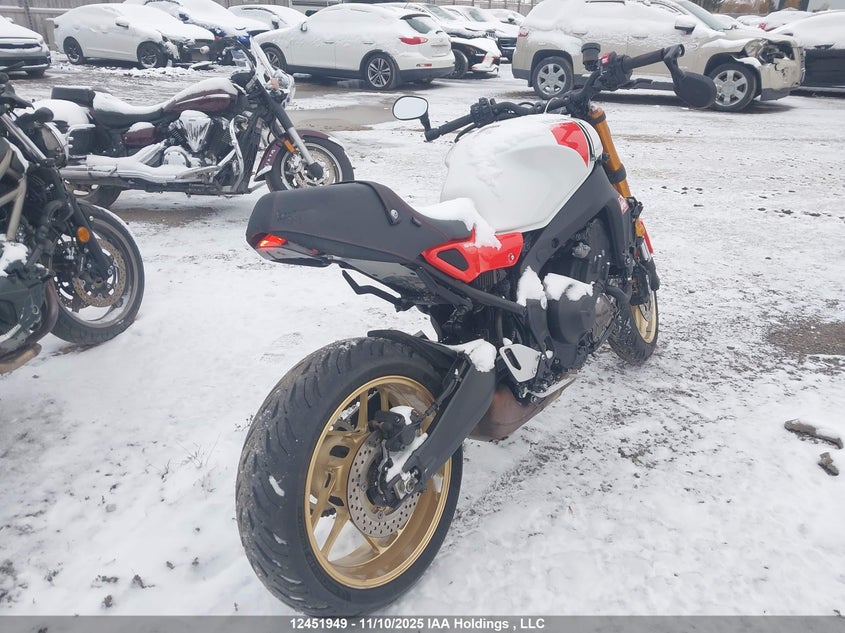 JYARN80N1RA000451 2024 YAMAHA XSR photo no. 4
