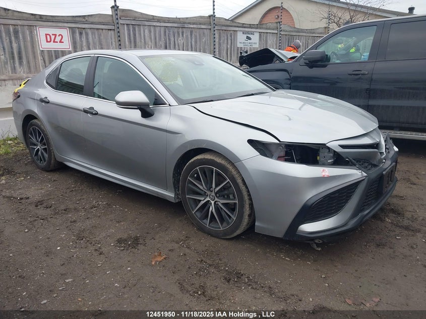 4T1S11AK0RU909529 2024 Toyota Camry auction photo 1