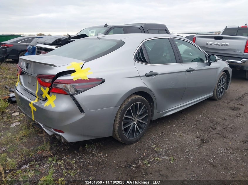 4T1S11AK0RU909529 2024 TOYOTA CAMRY photo no. 4