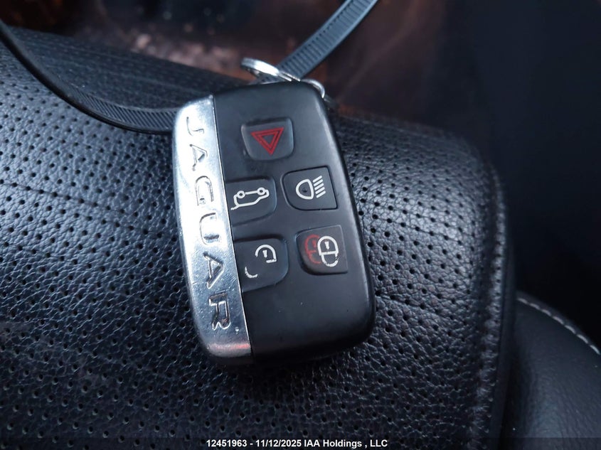 SADCL2FX4JA294524 2018 JAGUAR F-PACE photo no. 11