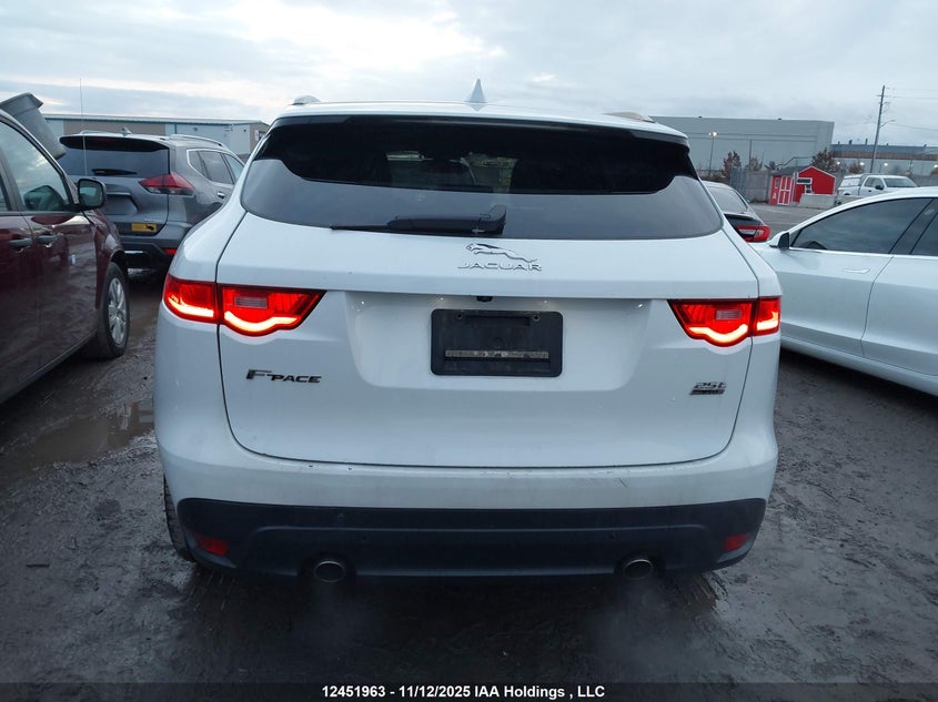 SADCL2FX4JA294524 2018 JAGUAR F-PACE photo no. 16