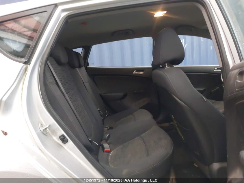 2015 Hyundai Accent Gs VIN: KMHCT5AE4FU207869 Lot: 12451972