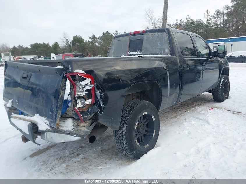 1GTHK23678F100002 2008 GMC SIERRA photo no. 4