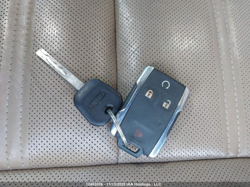 2018 GMC Sierra 2500Hd Denali VIN: 1GT12UEY2JF137217 Lot: 12452026