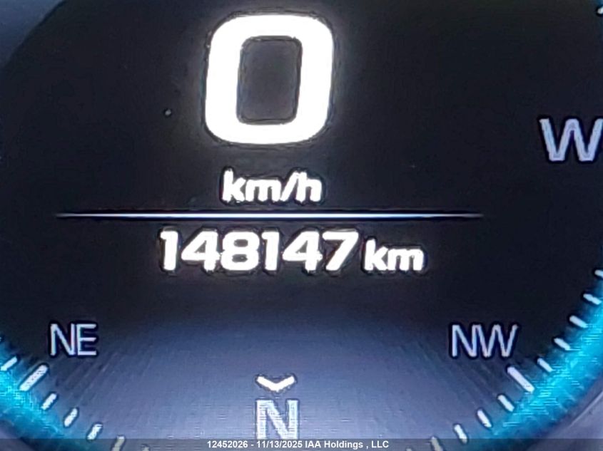 2018 GMC Sierra 2500Hd Denali VIN: 1GT12UEY2JF137217 Lot: 12452026