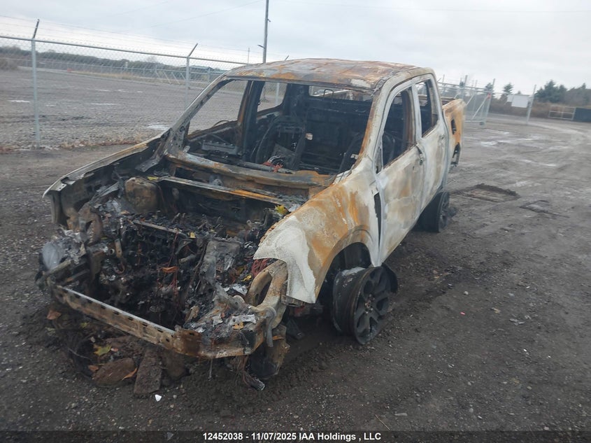 3FTTW8H31RRA55546 2024 FORD MAVERICK photo no. 2