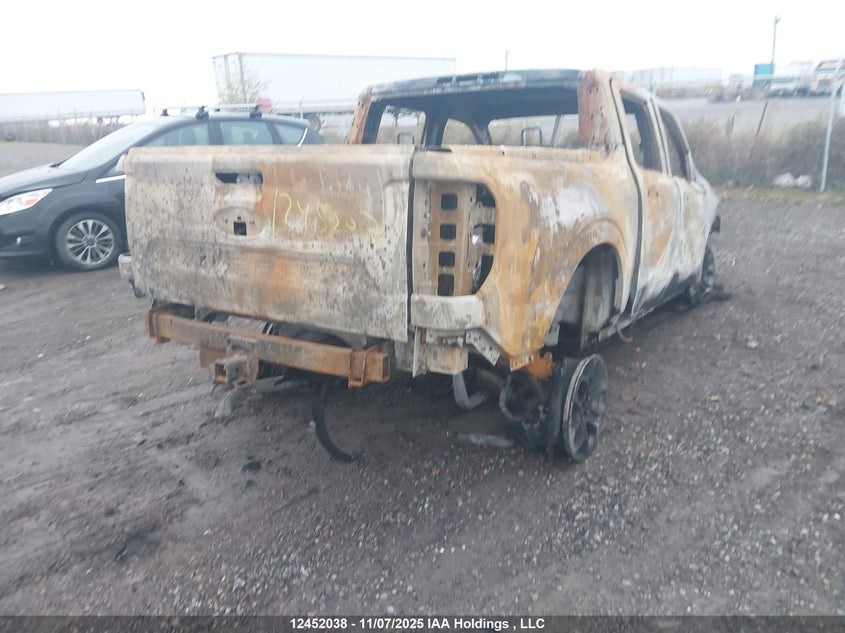 3FTTW8H31RRA55546 2024 FORD MAVERICK photo no. 4