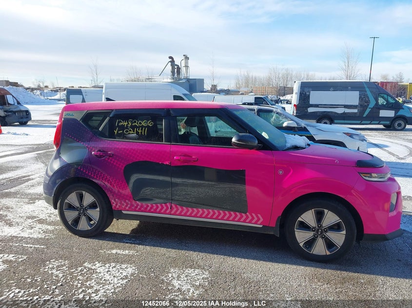 KNDJ33A11M7021411 2021 KIA SOUL EV photo no. 14