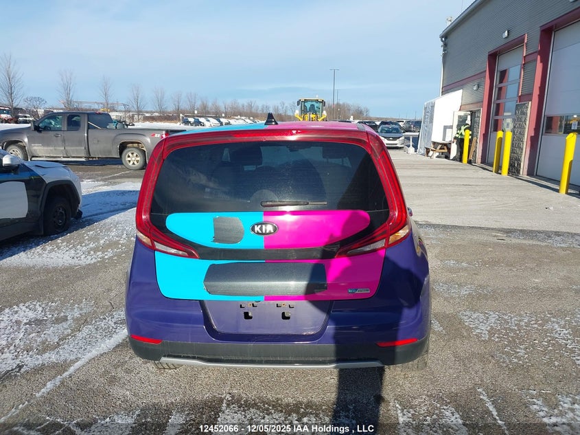 KNDJ33A11M7021411 2021 KIA SOUL EV photo no. 17