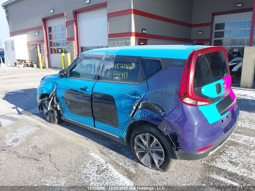 KNDJ33A11M7021411 2021 KIA SOUL EV photo no. 3