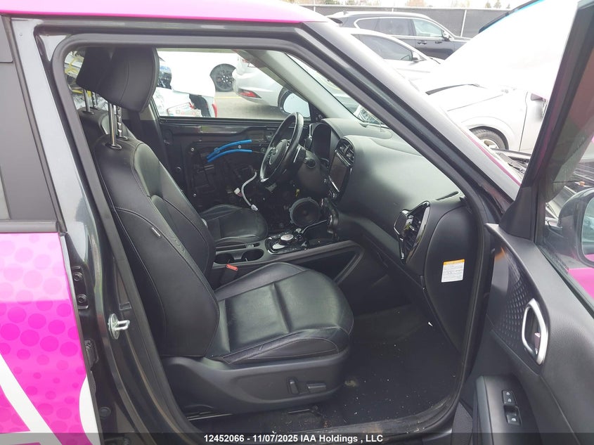 KNDJ33A11M7021411 2021 KIA SOUL EV photo no. 5