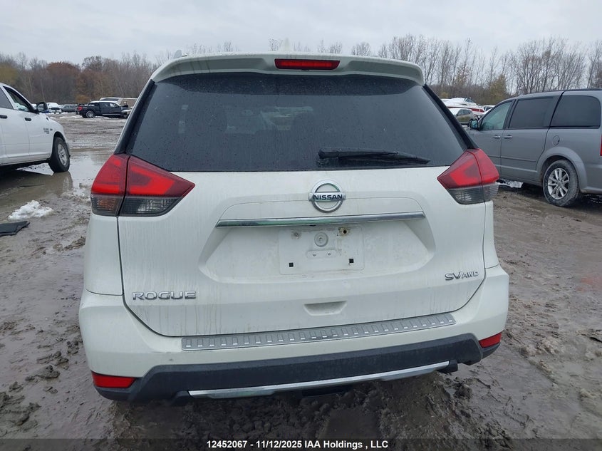 5N1AT2MV6HC802944 2017 NISSAN ROGUE photo no. 17