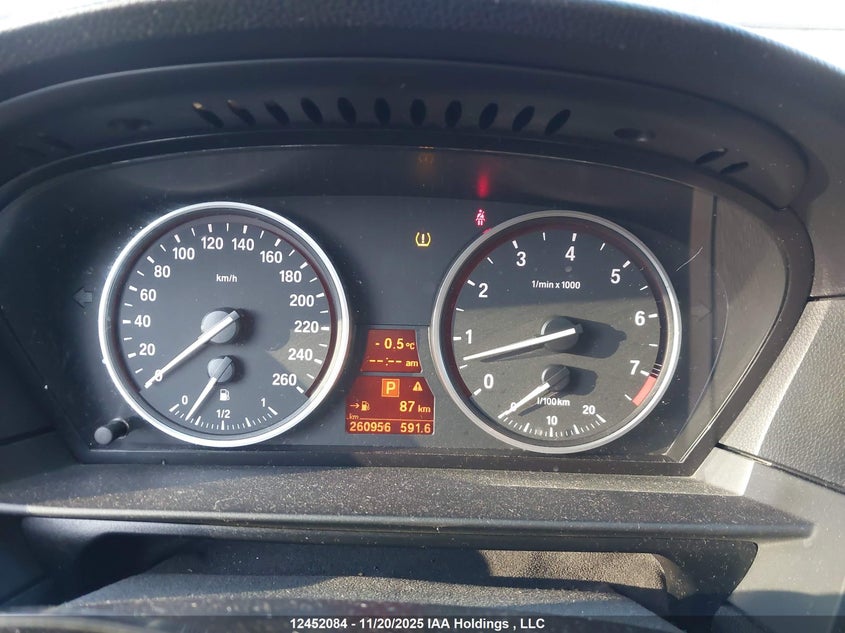 2008 BMW 528 Xi VIN: WBANV13518CZ56681 Lot: 12452084