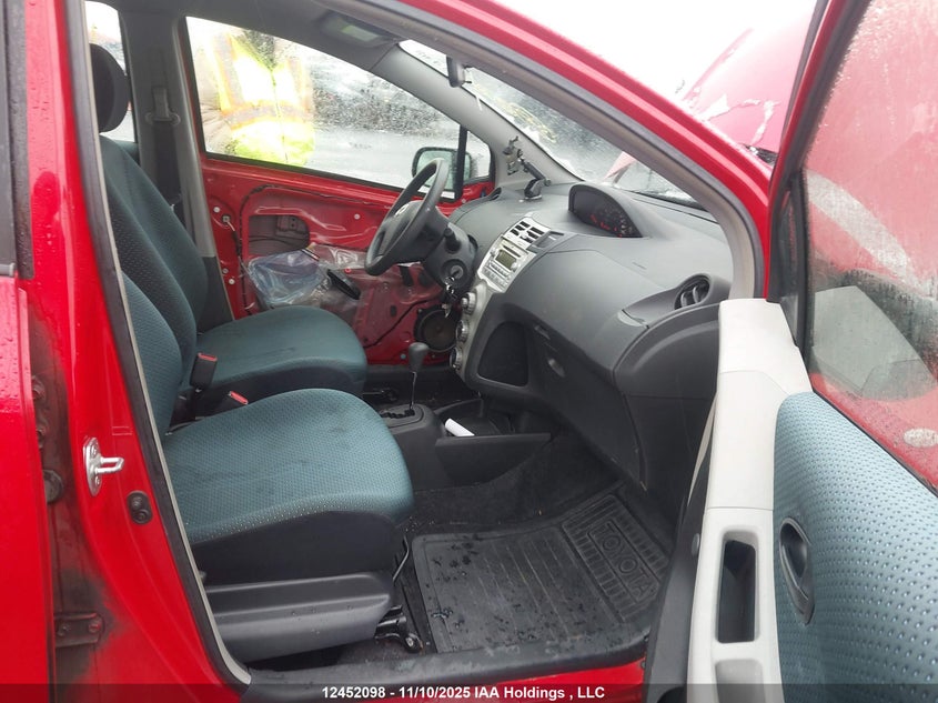 JTDKT923575119848 2007 TOYOTA YARIS photo no. 5