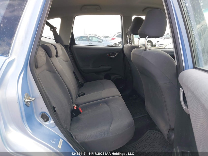 2010 Honda Fit Lx VIN: JHMGE8H54AC804122 Lot: 12452117