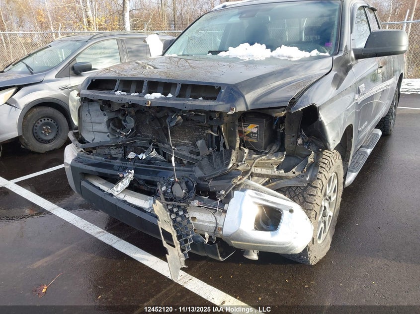 5TFUY5F16JX680793 2018 TOYOTA TUNDRA photo no. 6
