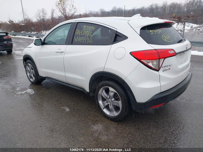 3CZRU6H30NM103592 2022 HONDA HR-V photo no. 3