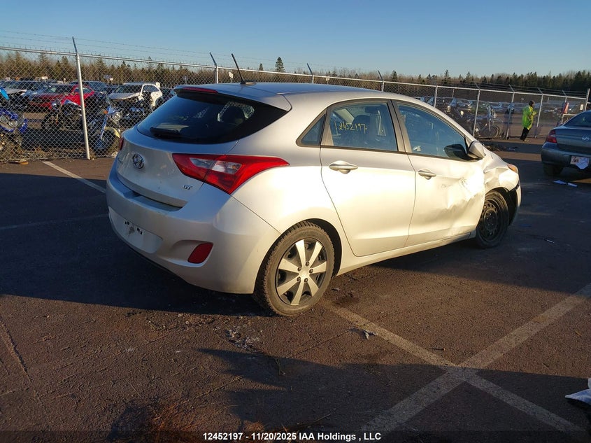 KMHD25LEXDU150191 2013 HYUNDAI ELANTRA photo no. 4