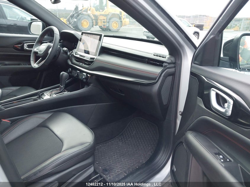 3C4NJDDN5RT138391 2024 JEEP COMPASS photo no. 5