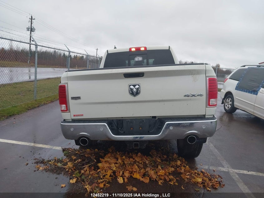 1C6RR7JT5JS122865 2018 RAM 1500 photo no. 16