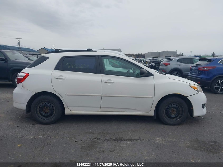 2T1KU4EE2AC228579 2010 TOYOTA MATRIX photo no. 13