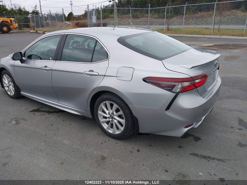 4T1G11AK8PU135369 2023 TOYOTA CAMRY photo no. 3